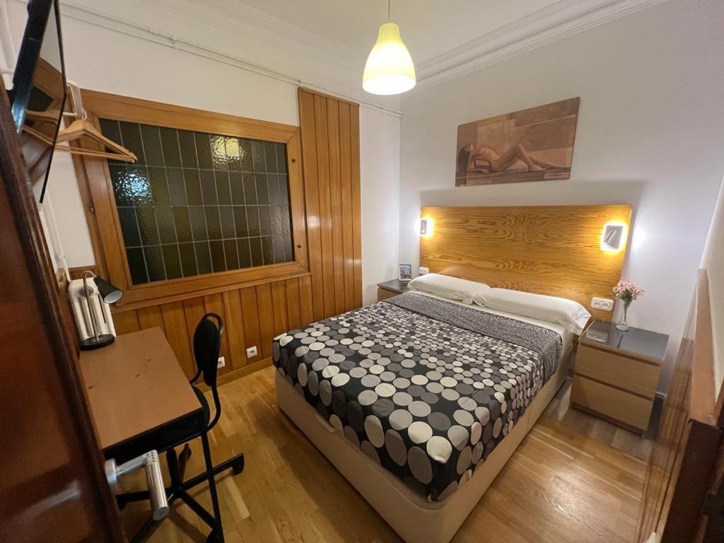 Nuevo Balmes Habitaciones Barcelona Exteriér fotografie